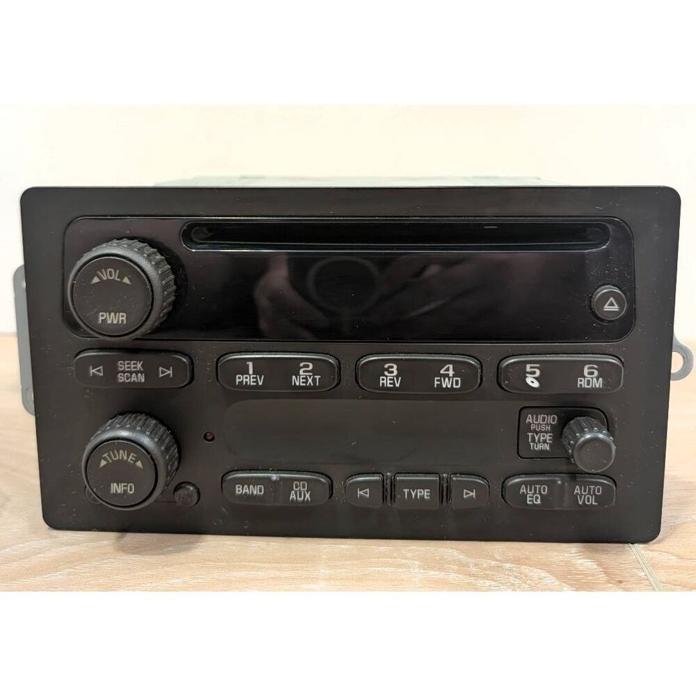 OEM GM Chevy GMC 2005-2009 CD Player Radio Stereo Yukon Tahoe Silverado Sierra